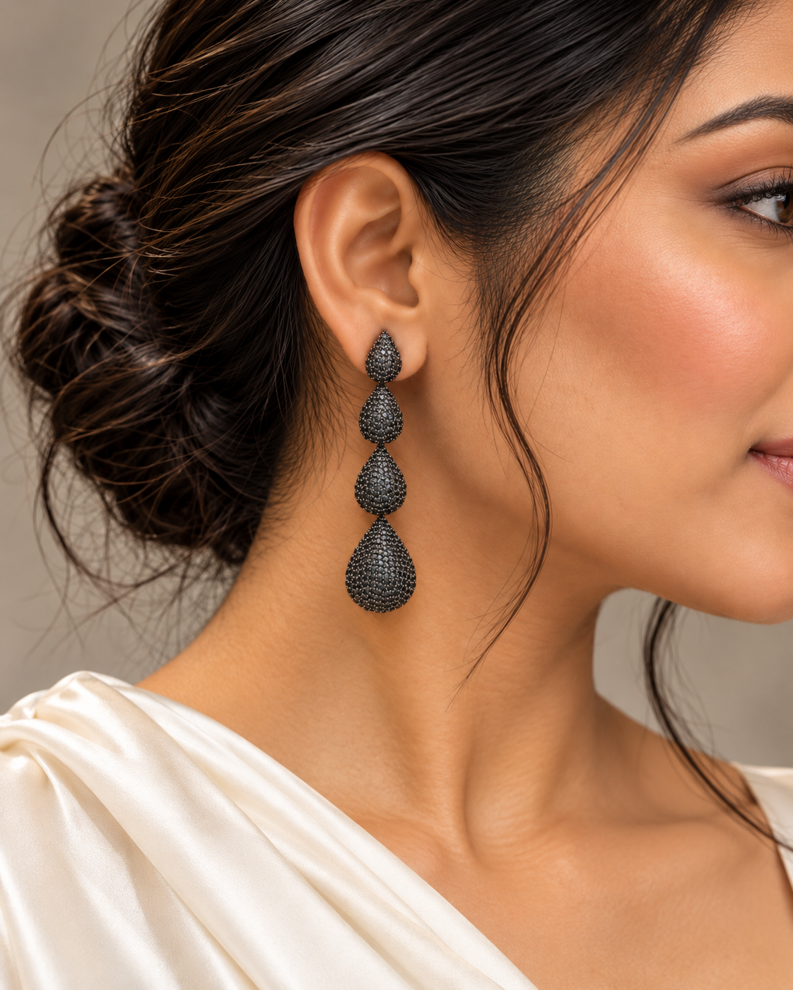 Ishika Victorian Earrings - Black