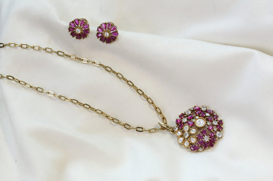 Nisha Dainty Mehndi Polish Pendant Set - Ruby