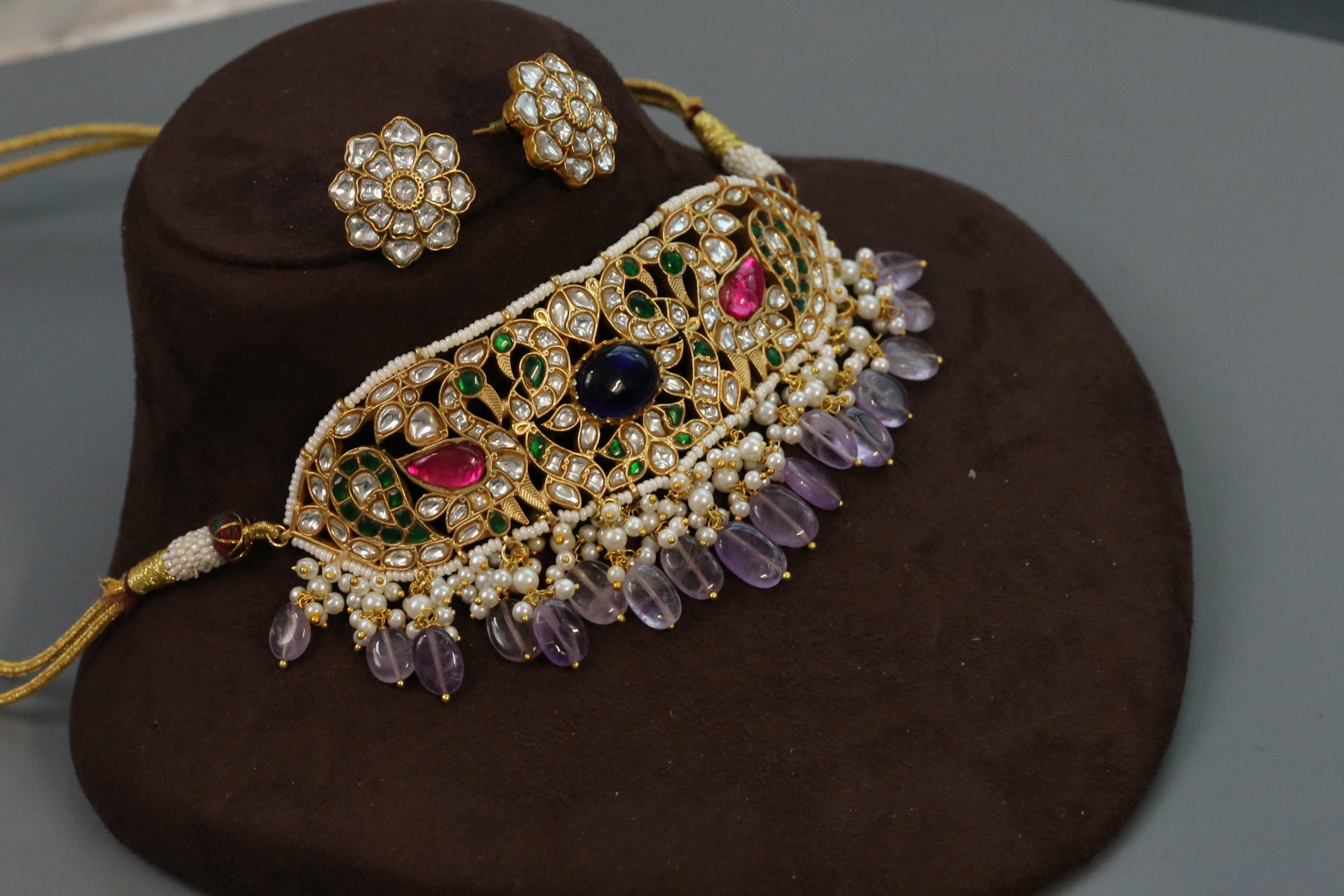 Dhaani Jadau Kundan Choker Set