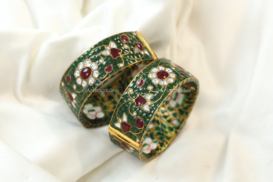 Inaya Takkar Jadau Kundan Bangle Set (Openable) - Green