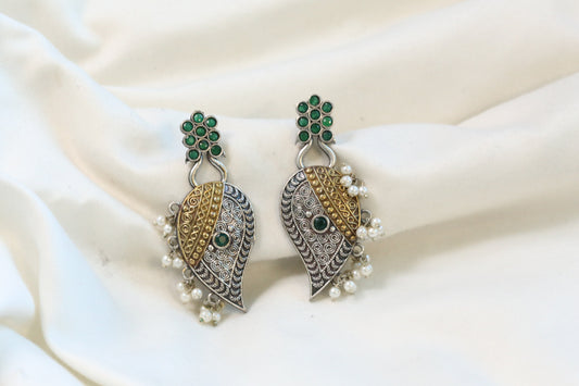 Dualtone Emerald Paisley Earrings
