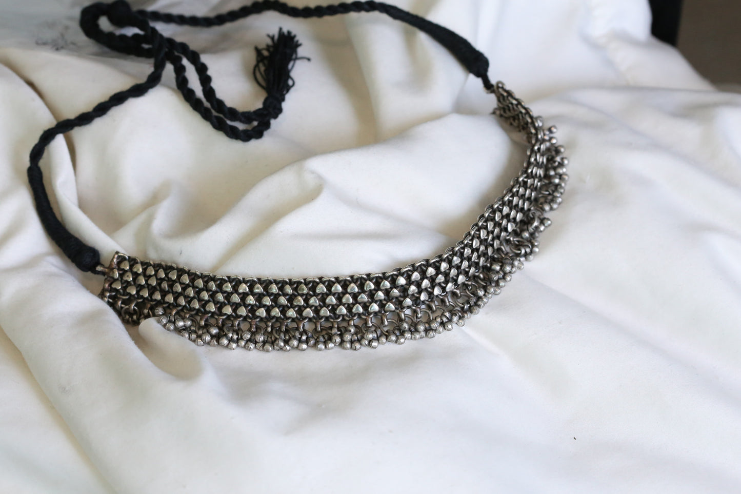 Oxidized Silver Looks Choker