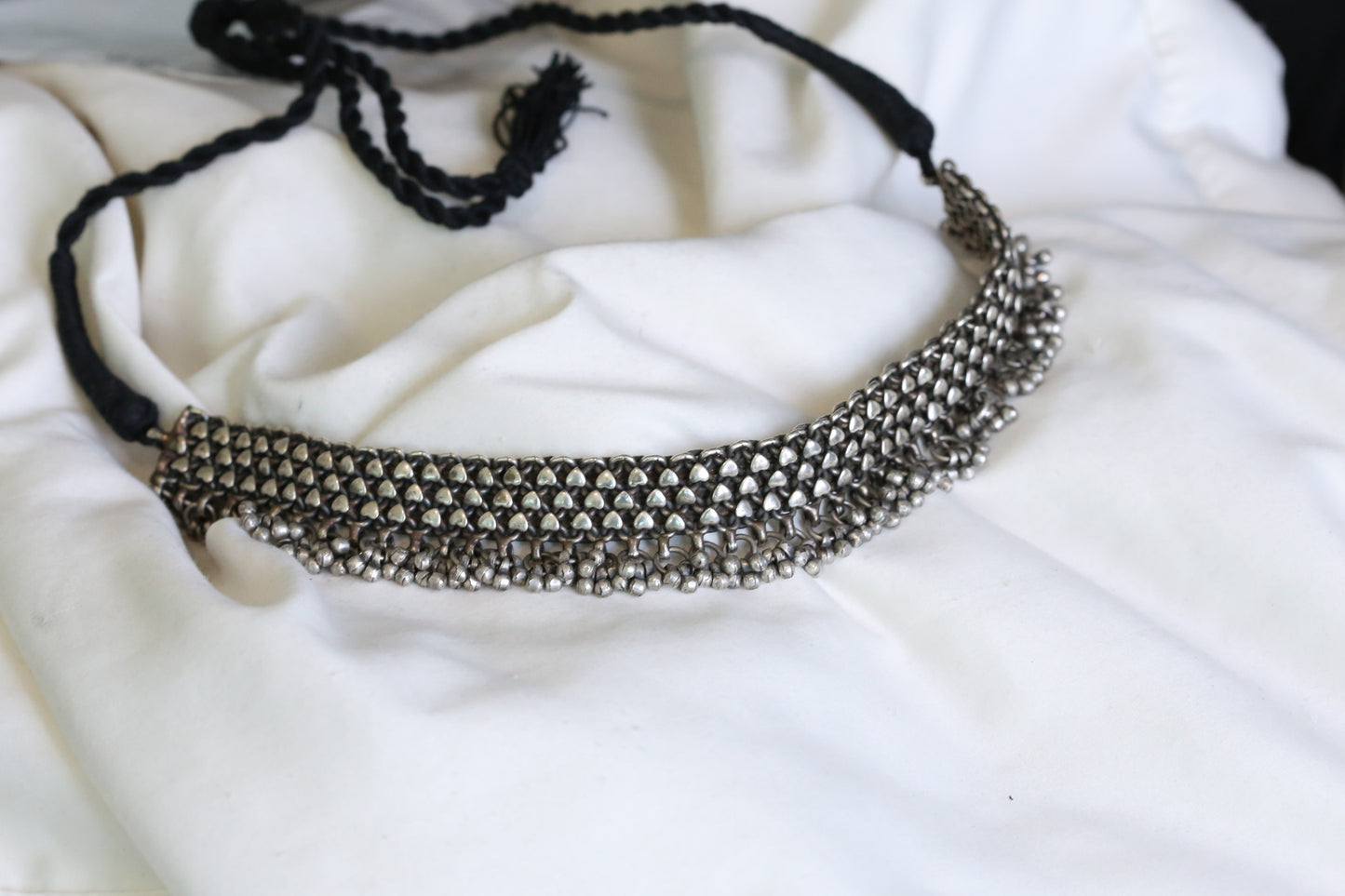 Oxidized Silver Looks Choker