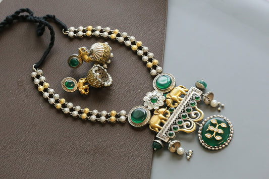 Seerat Silver Look Dual Tone Necklace Set - Green