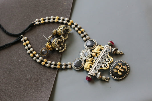 Seerat Silver Look Dual Tone Necklace Set  - Gray