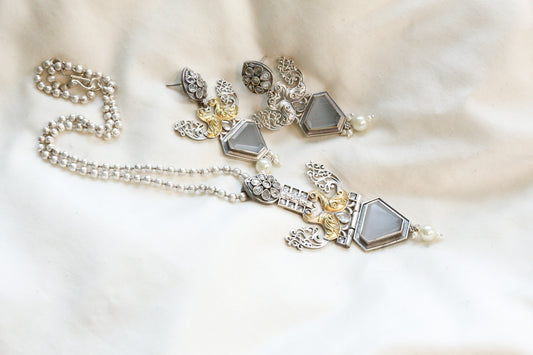 Dhara Dual Tone Doublet Set- Gray
