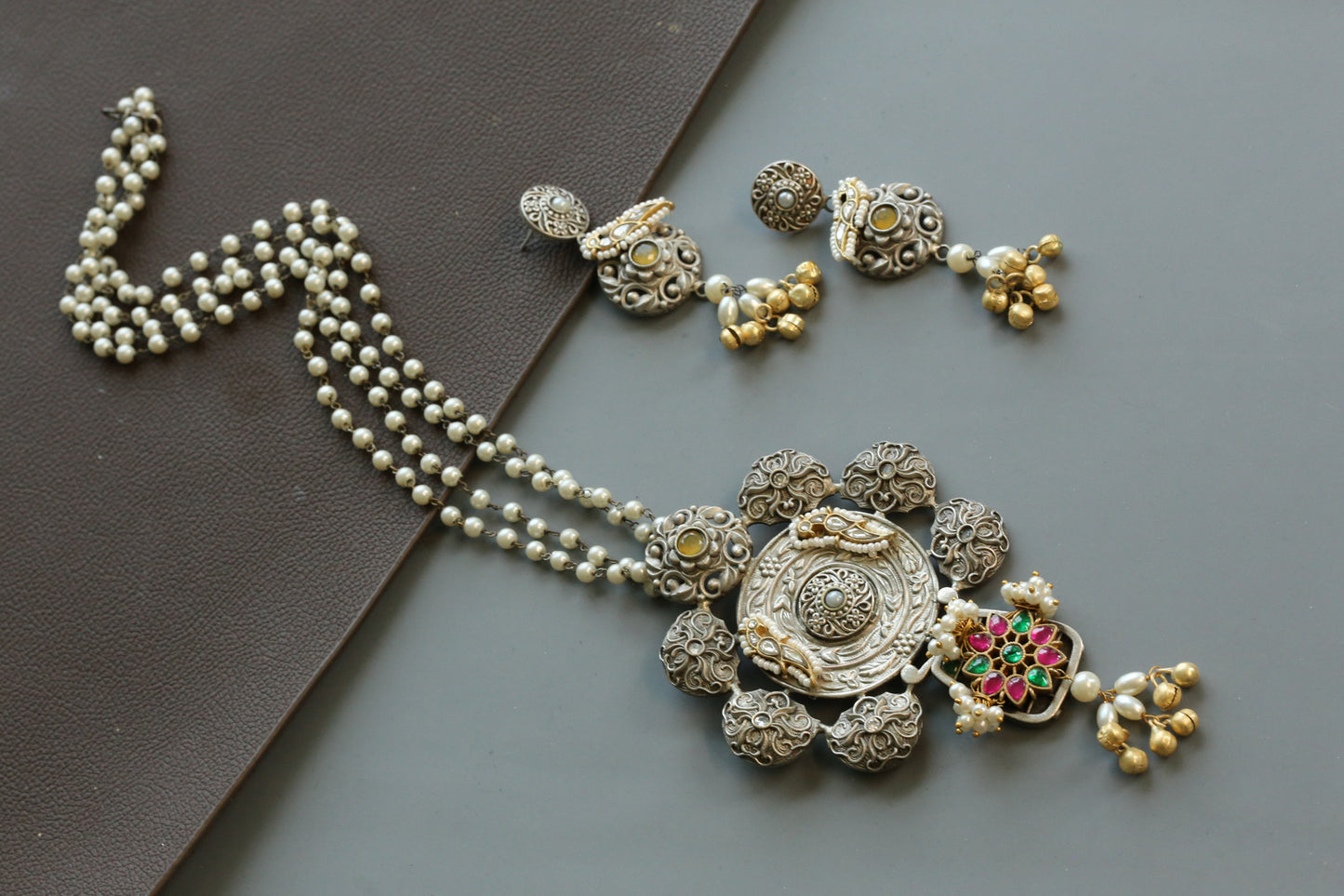 Disha Jadau Kundan Fusion Set - Multi