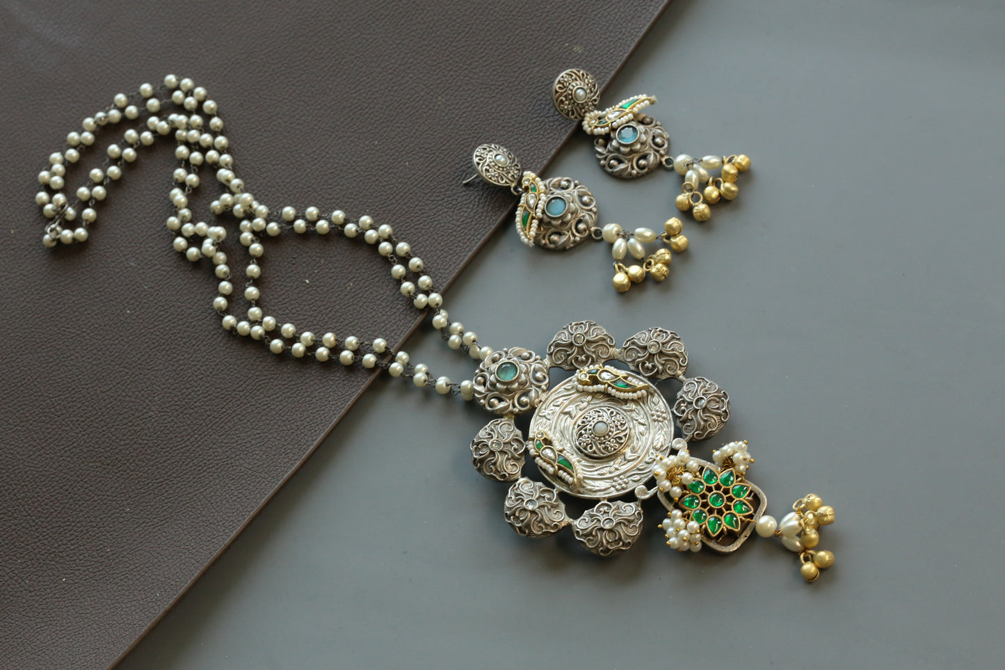 Disha Jadau Kundan Fusion Set - Green