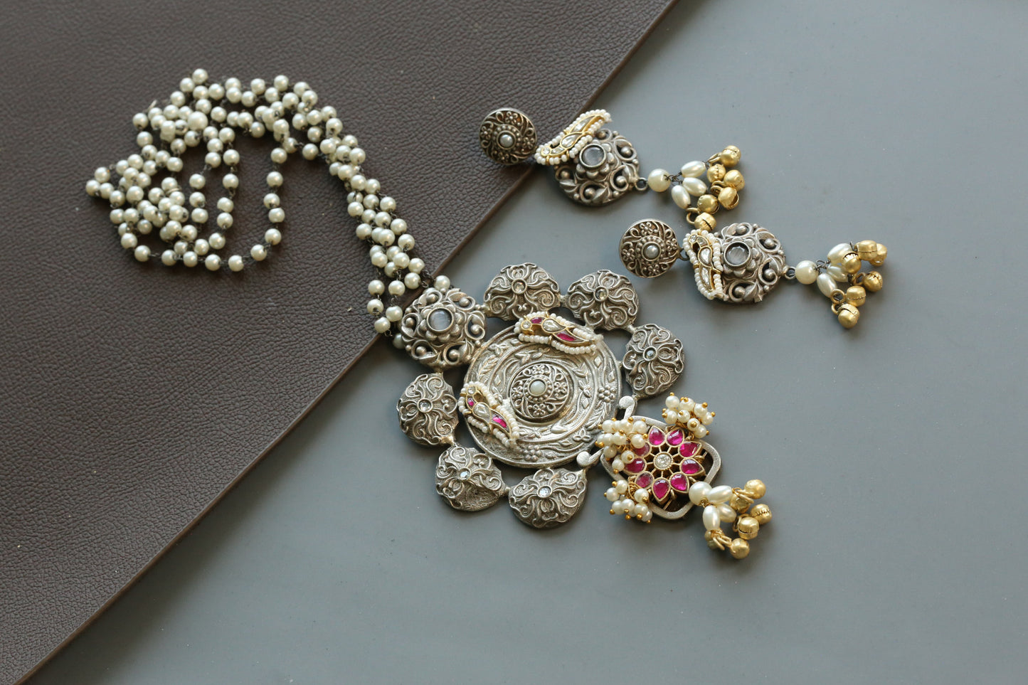 Disha Jadau Kundan Fusion Set - Ruby