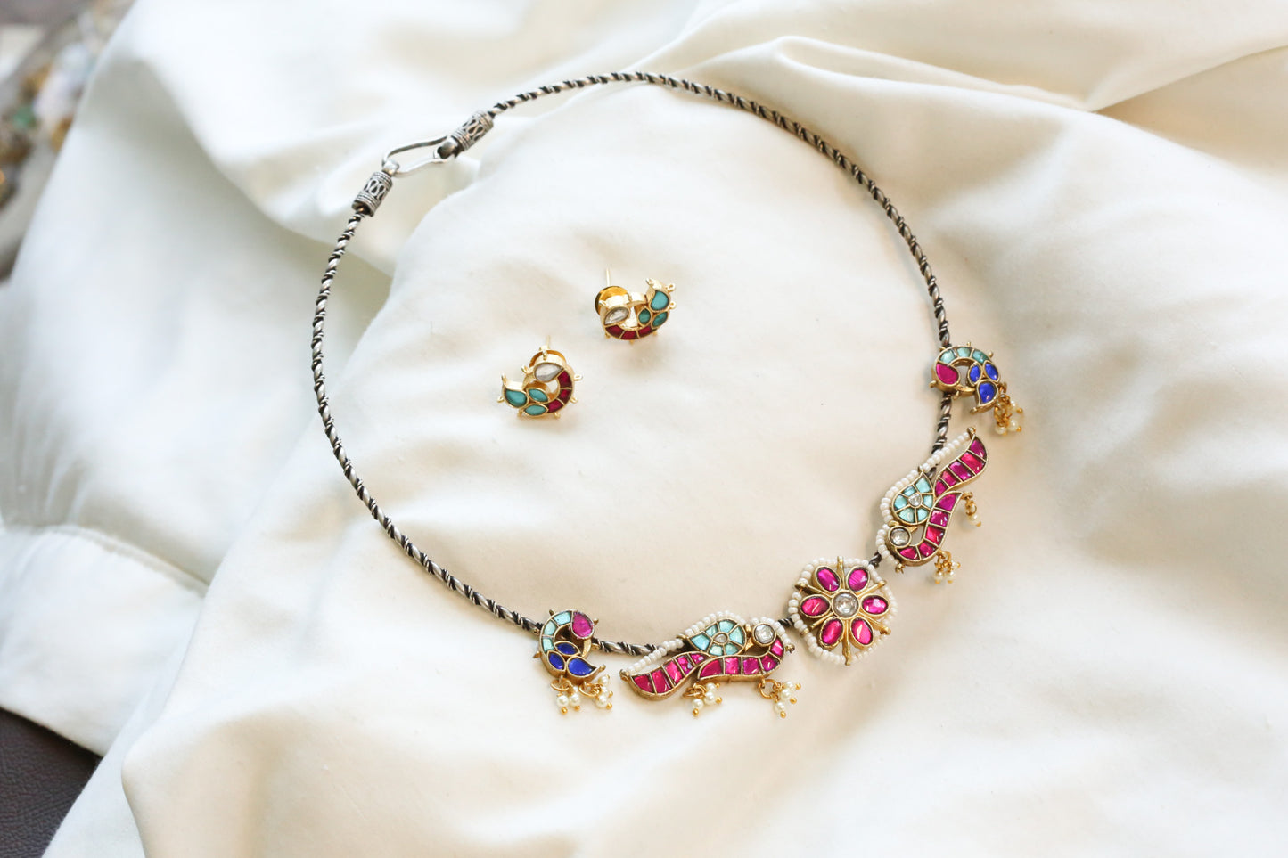 Naina Silver Look Dual Tone Kundan Necklace Set - Style 3