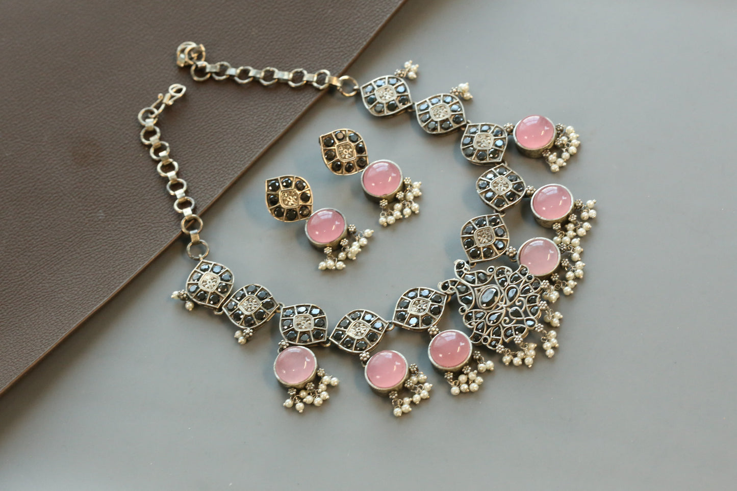 Gulabo Silver Tone Necklace Set