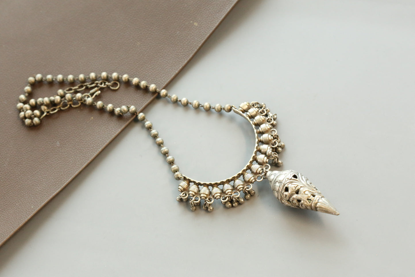 Oxidized Shankh Pendant