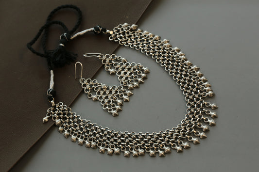 Anubha Silver Look Dual Tone Necklace Set