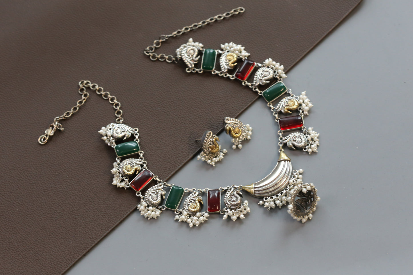 Saira Dual Tone Necklace Set - Green Red