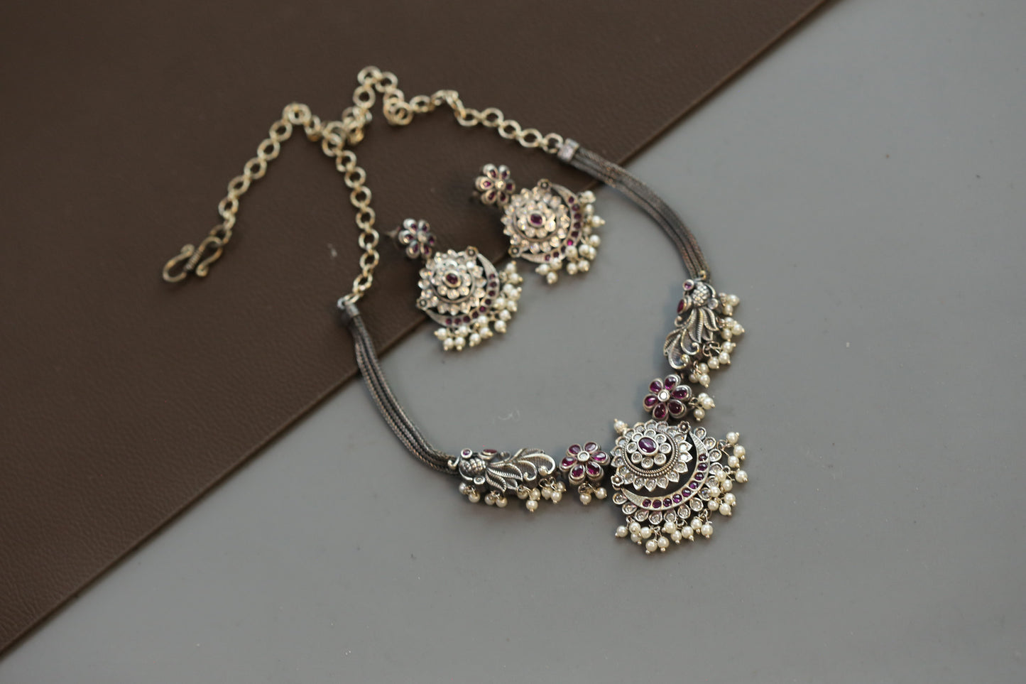 Madhu Oxidized  Kemp Necklace Set - Clear Ruby