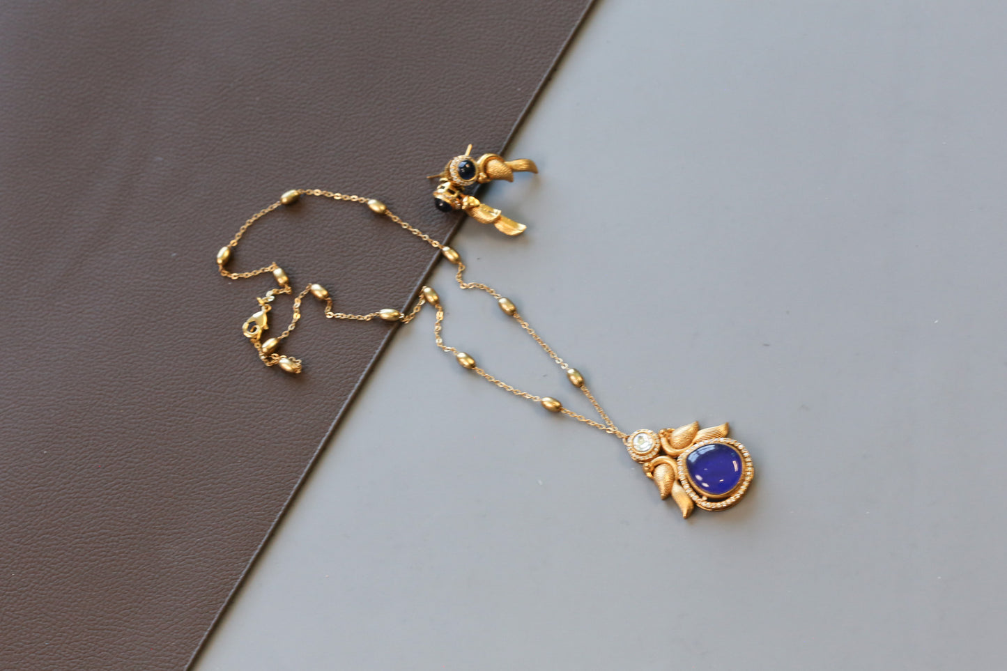 Dainty Pota Doublet Pendant Set - Blue