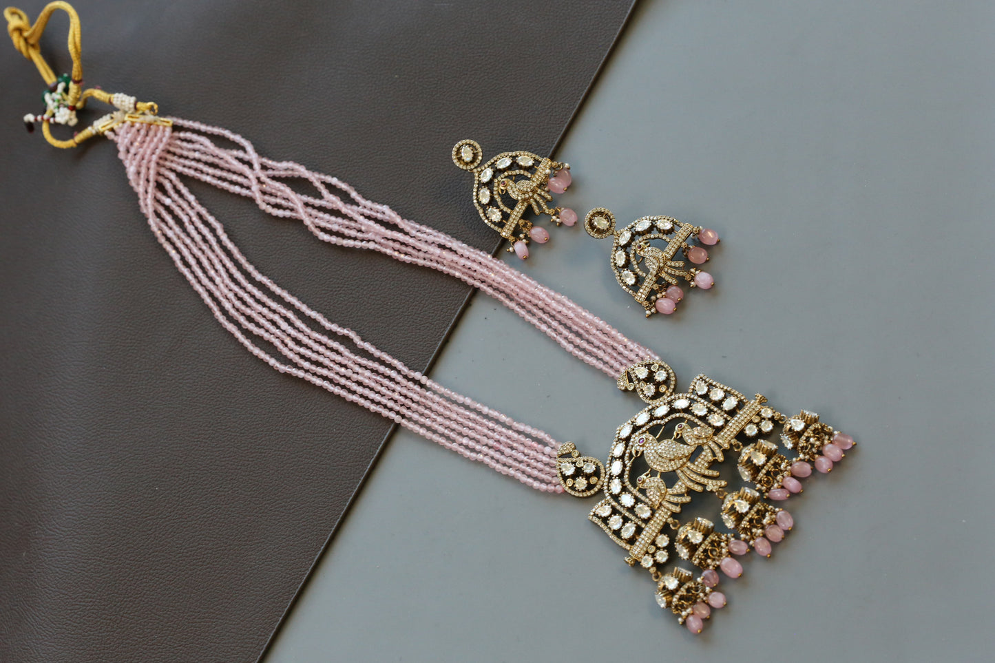 Long Mehndi Polish Necklace Set - Pink