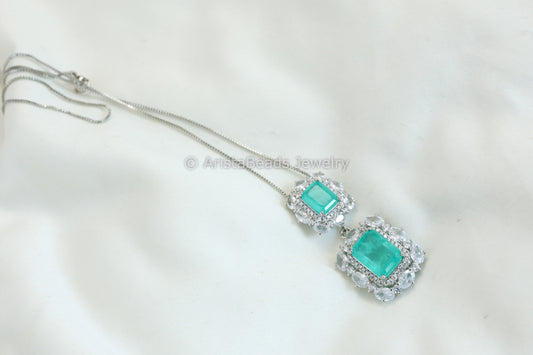 Dainty Doublet Pendant In Silver Chain