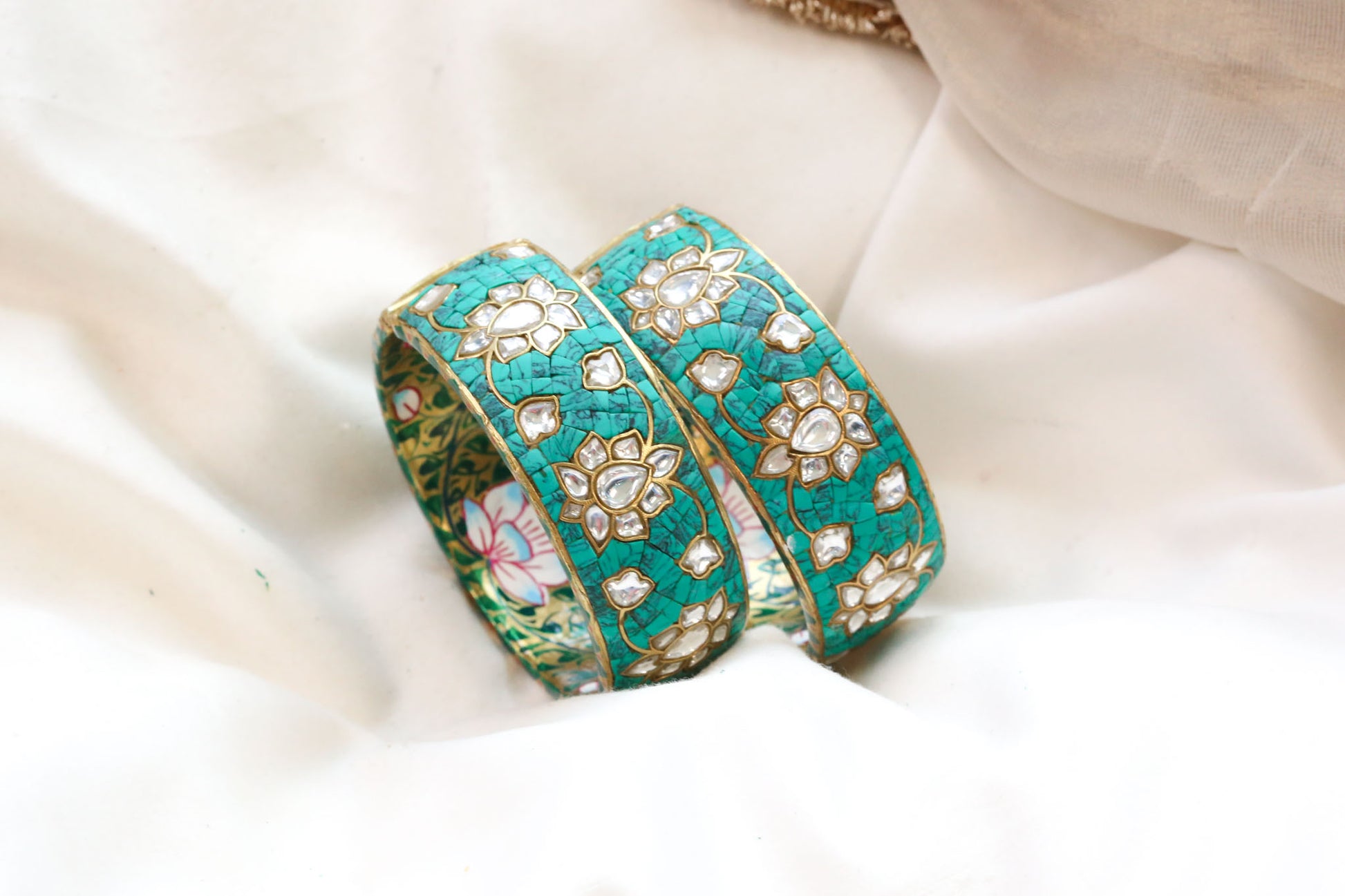 Aayat Takkar Jadau Kundan Bangle - Firoza