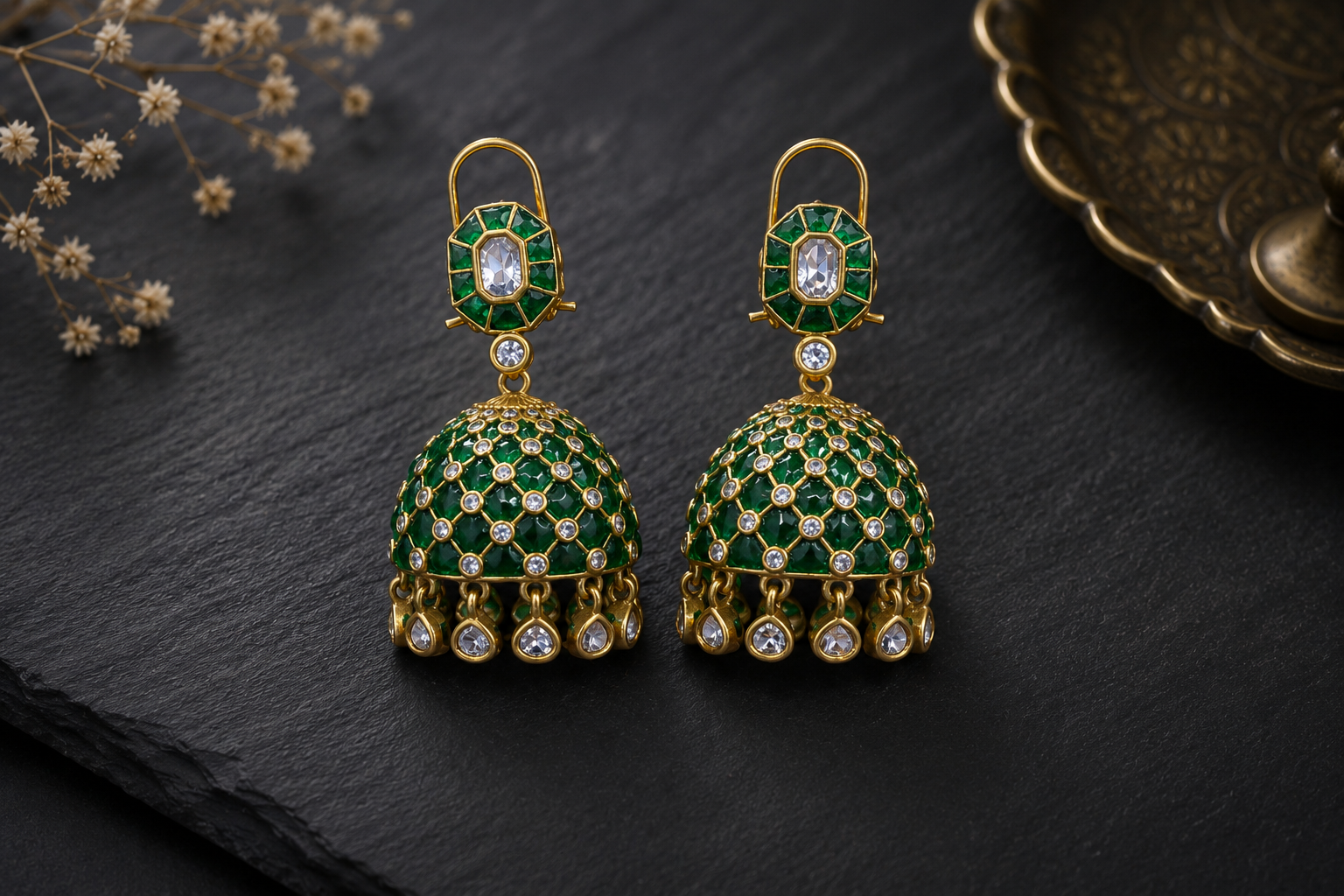 Takkar Kundan Polki Kundan Jhumka - Green