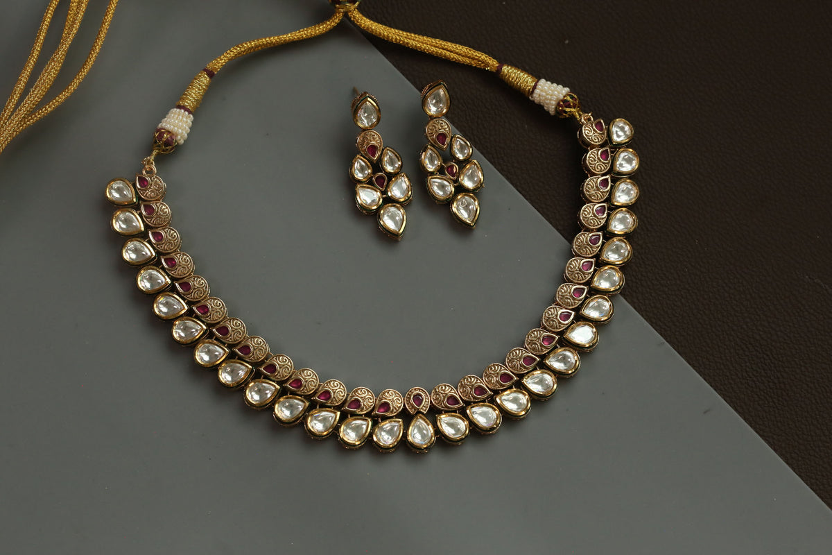 Rajwadi Bikaneri Kundan Necklace Set - Red