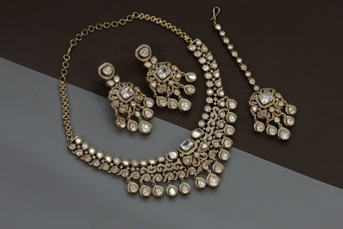 Nisha Kundan Polki & CZ Necklace Set with Teeka