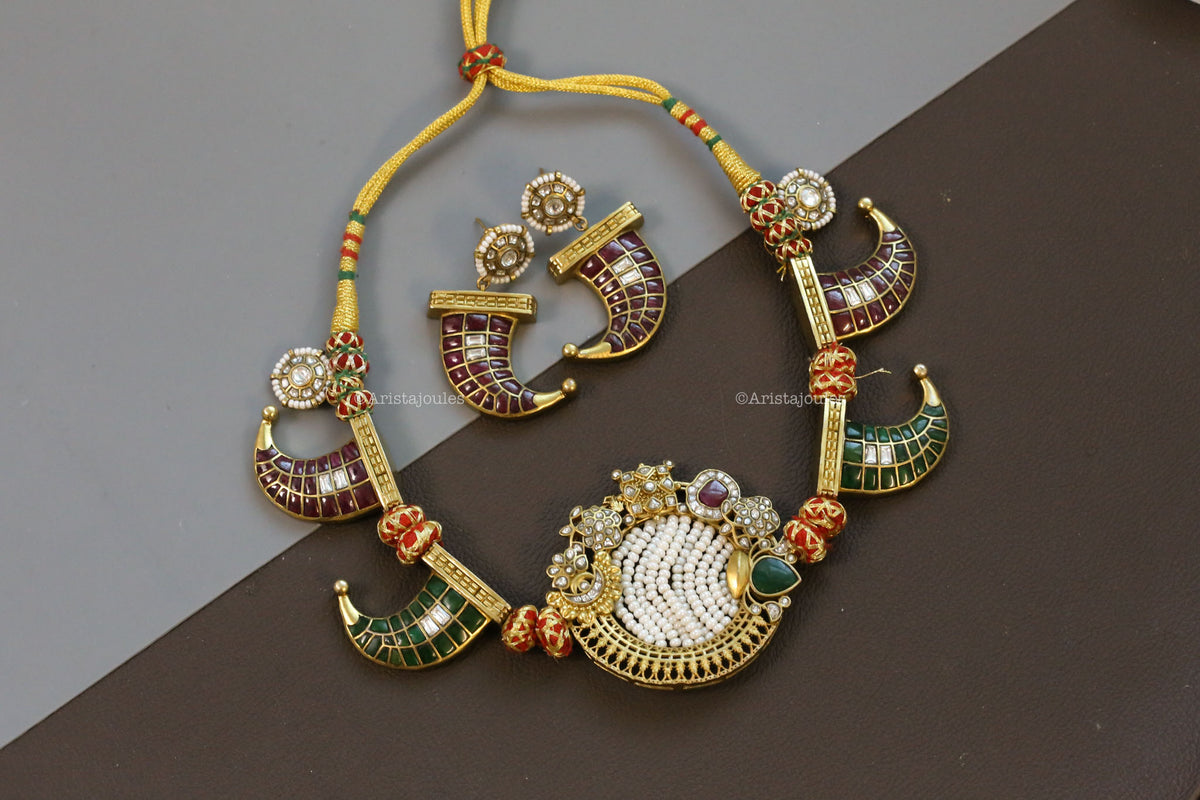 One Of A Kind Vintage Polish Claw Necklace Set