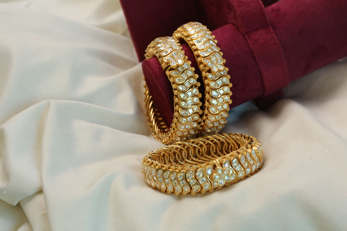 Premium Uncut Polki Sutlara Flexible Bracelet