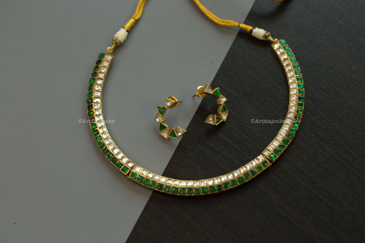 Rupa Kundan Jadau Hasli Necklace Set - Clear Green