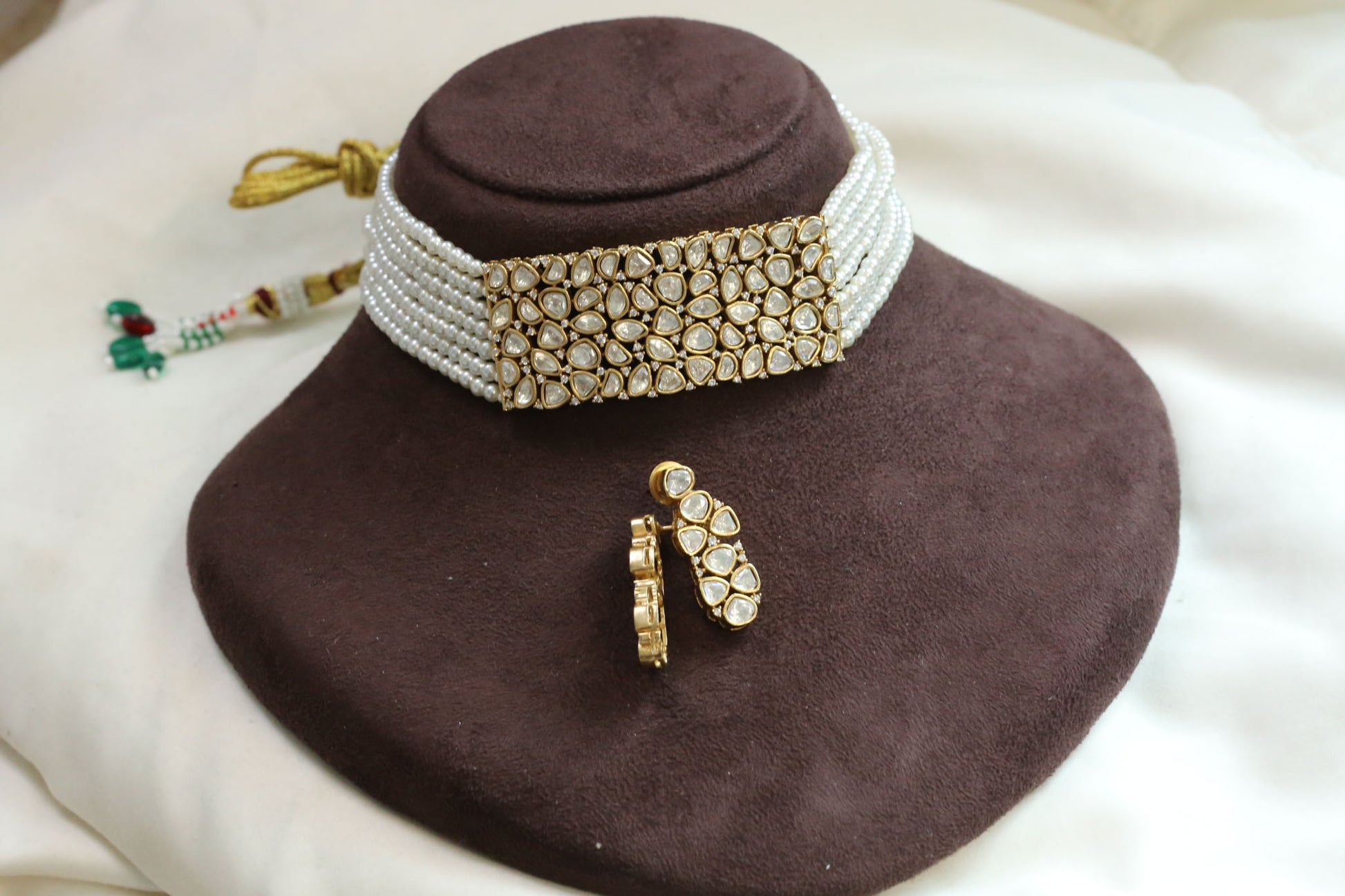 Madhubala Uncut Polki & Pearl Choker Set