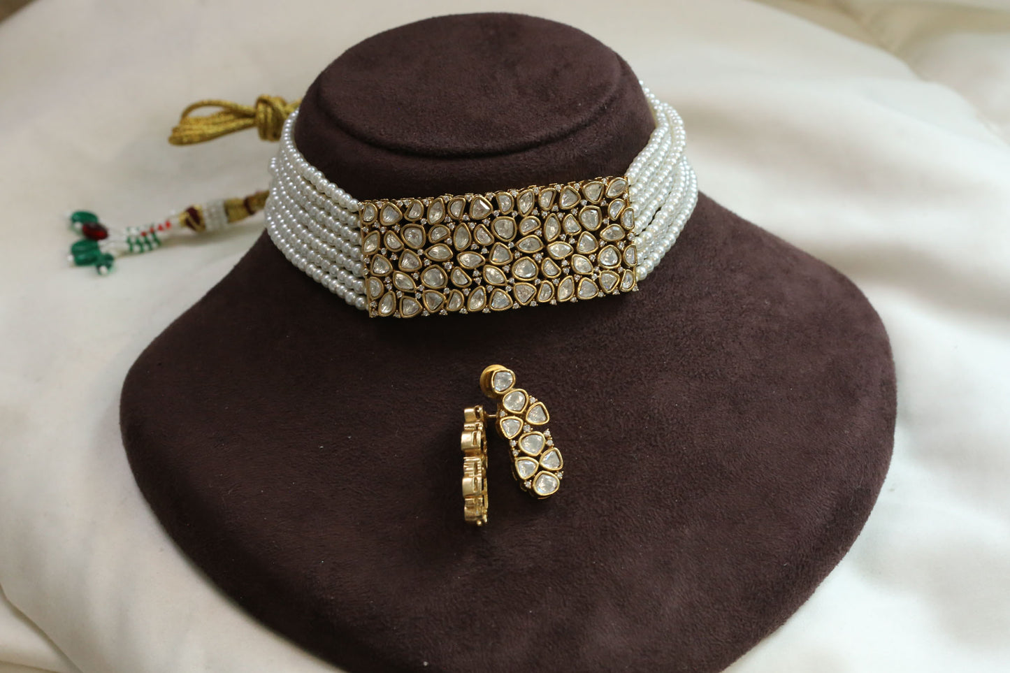 Madhubala Uncut Polki & Pearl Choker Set