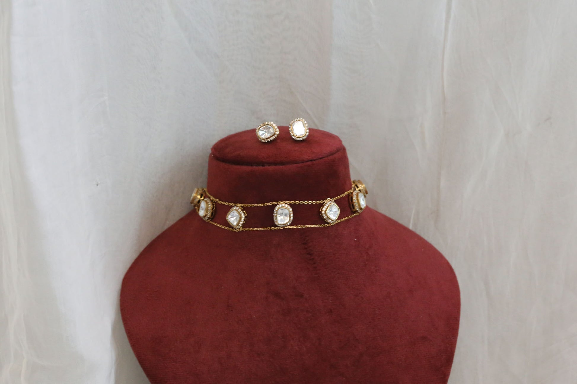 Manya Dainty Uncut Polki Choker Set