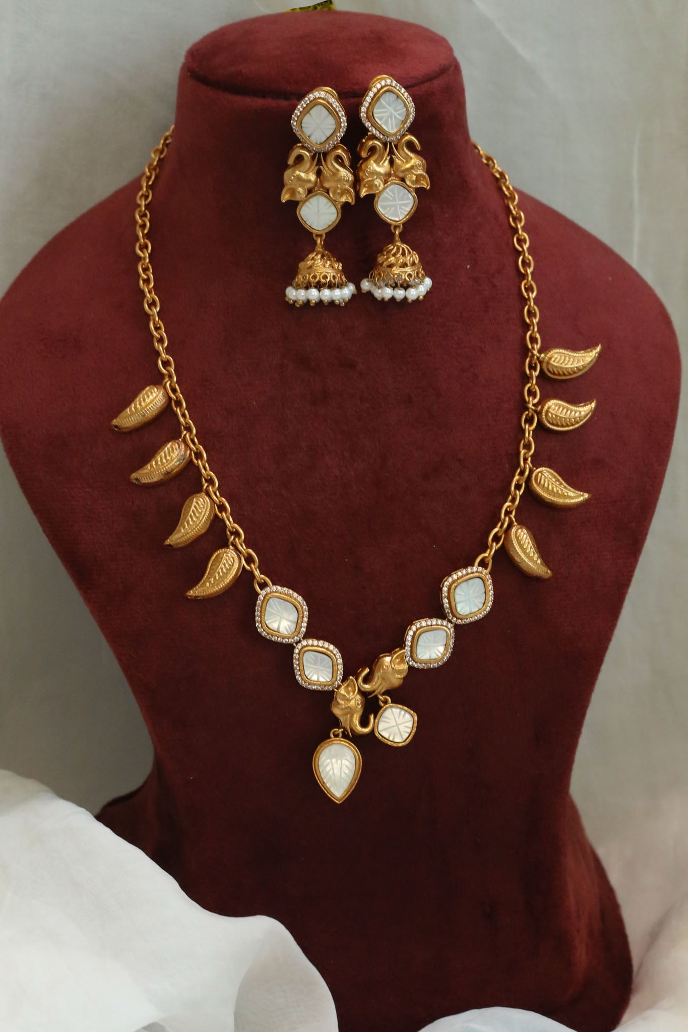 Mohini Carved Stone Necklace Set - MOP