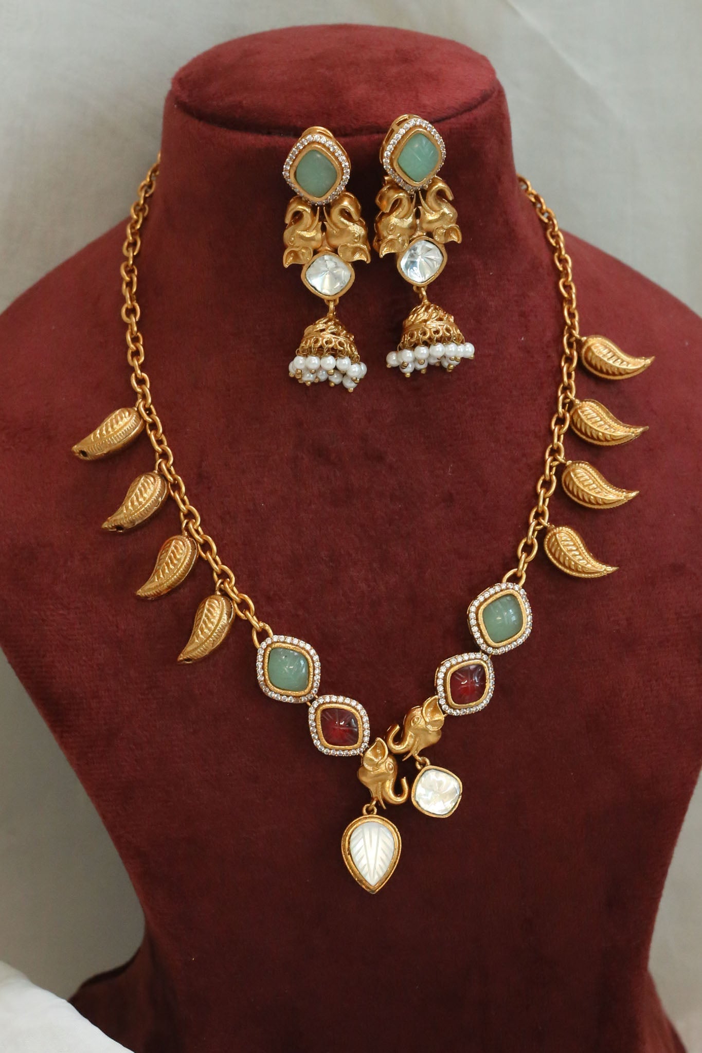 Mohini Carved Stone Necklace Set - Mint Red