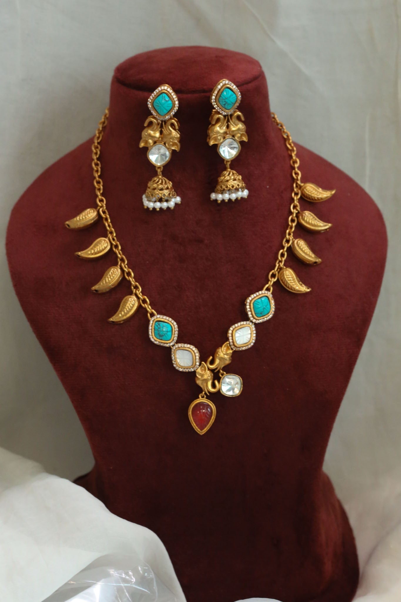 Mohini Carved Stone Necklace Set - Multi