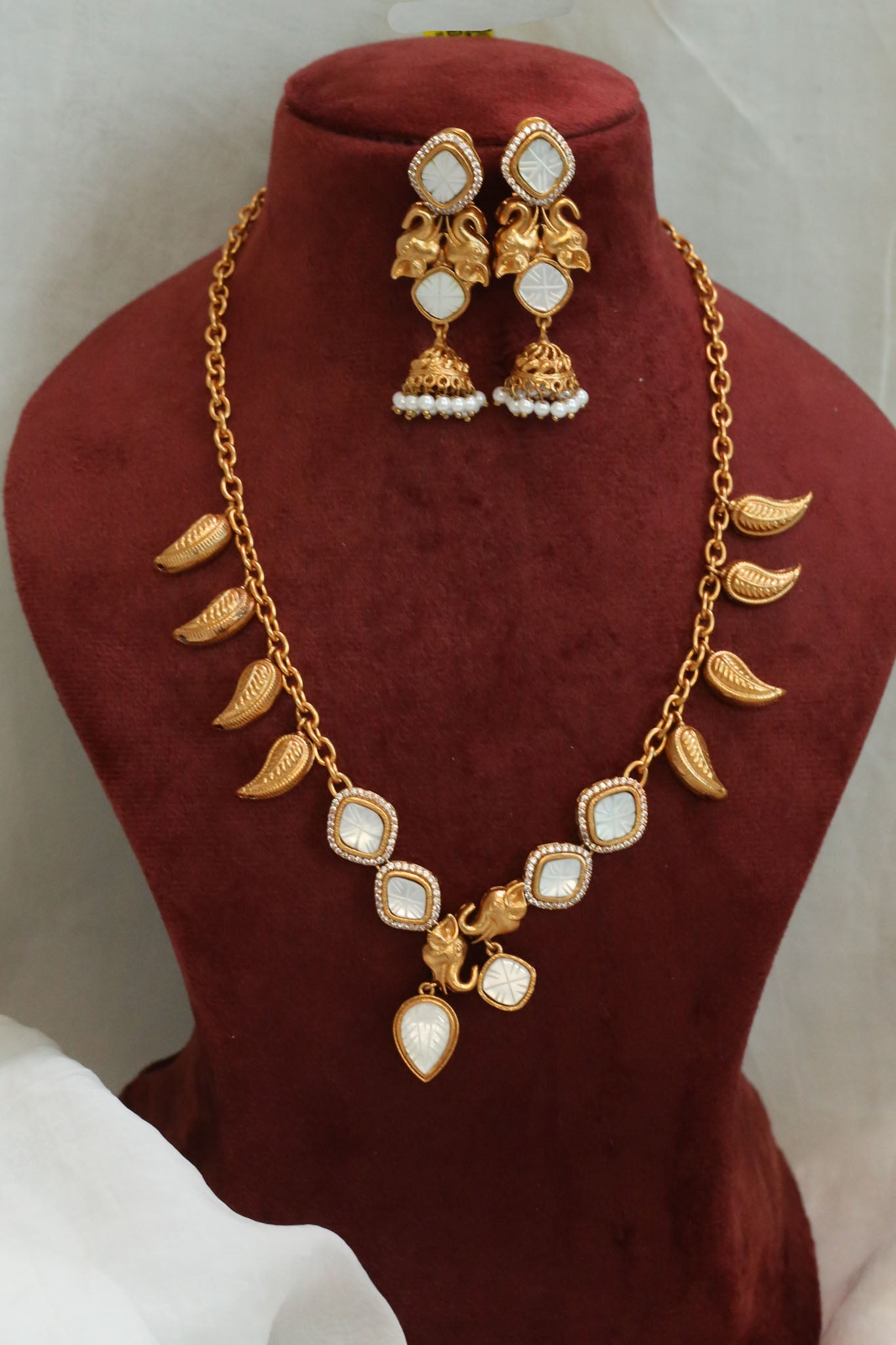 Mohini Carved Stone Necklace Set - MOP