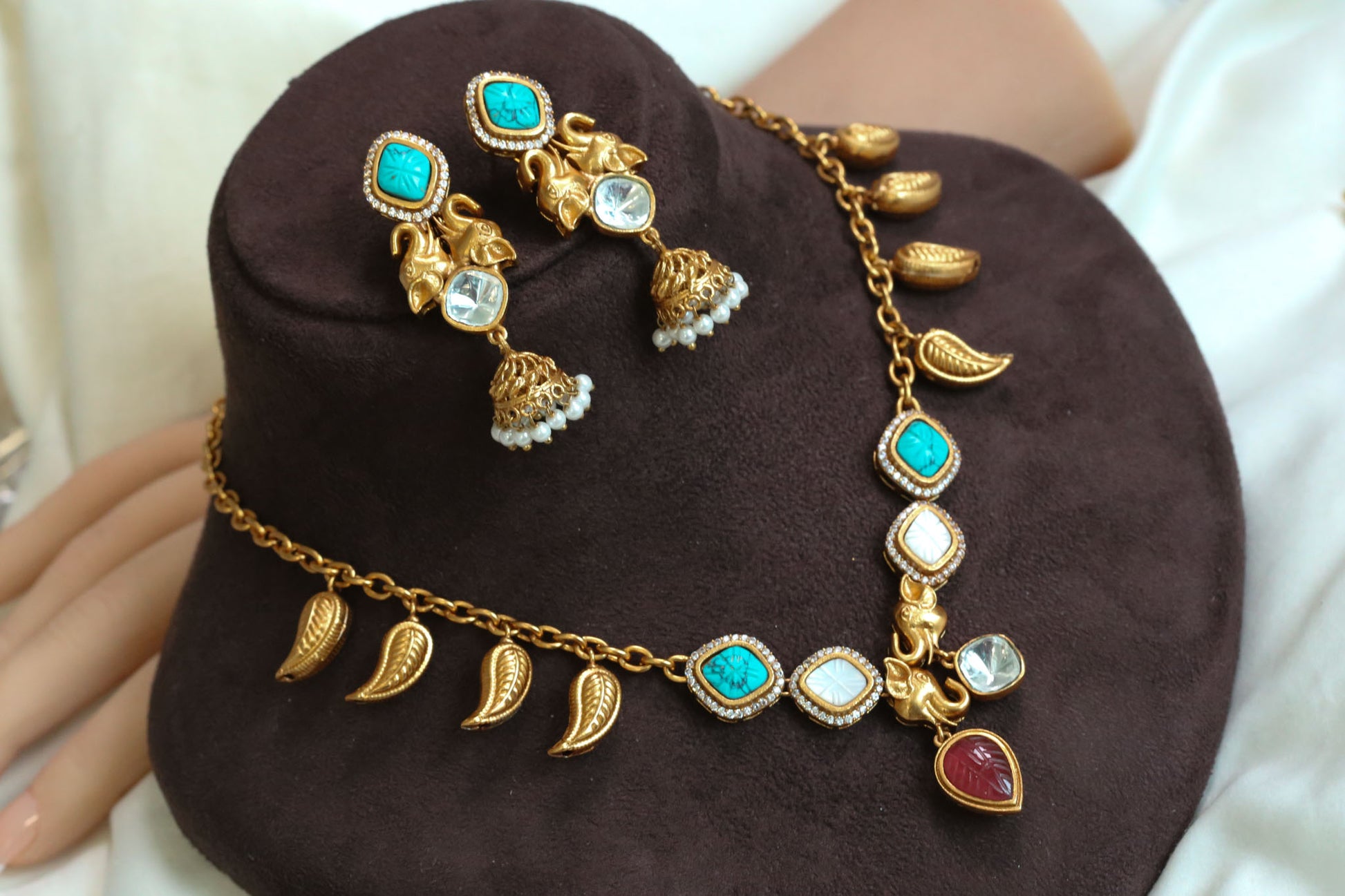 Mohini Carved Stone Necklace Set - Multi