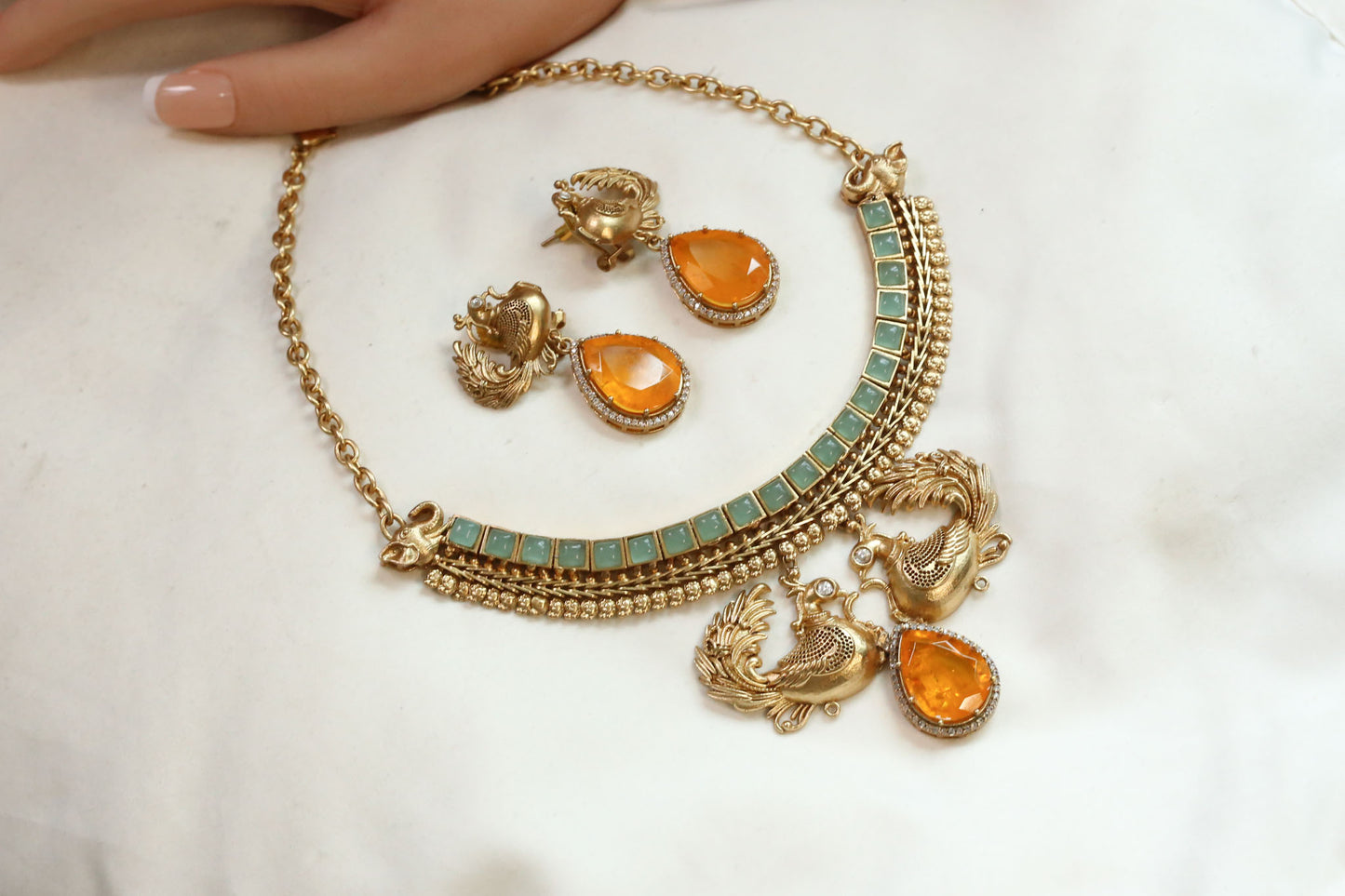 Orange Doublet & Mint Pota Antique Necklace Set