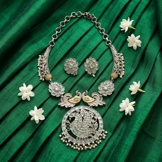 Mint Dual Tone Hasli Necklace Set