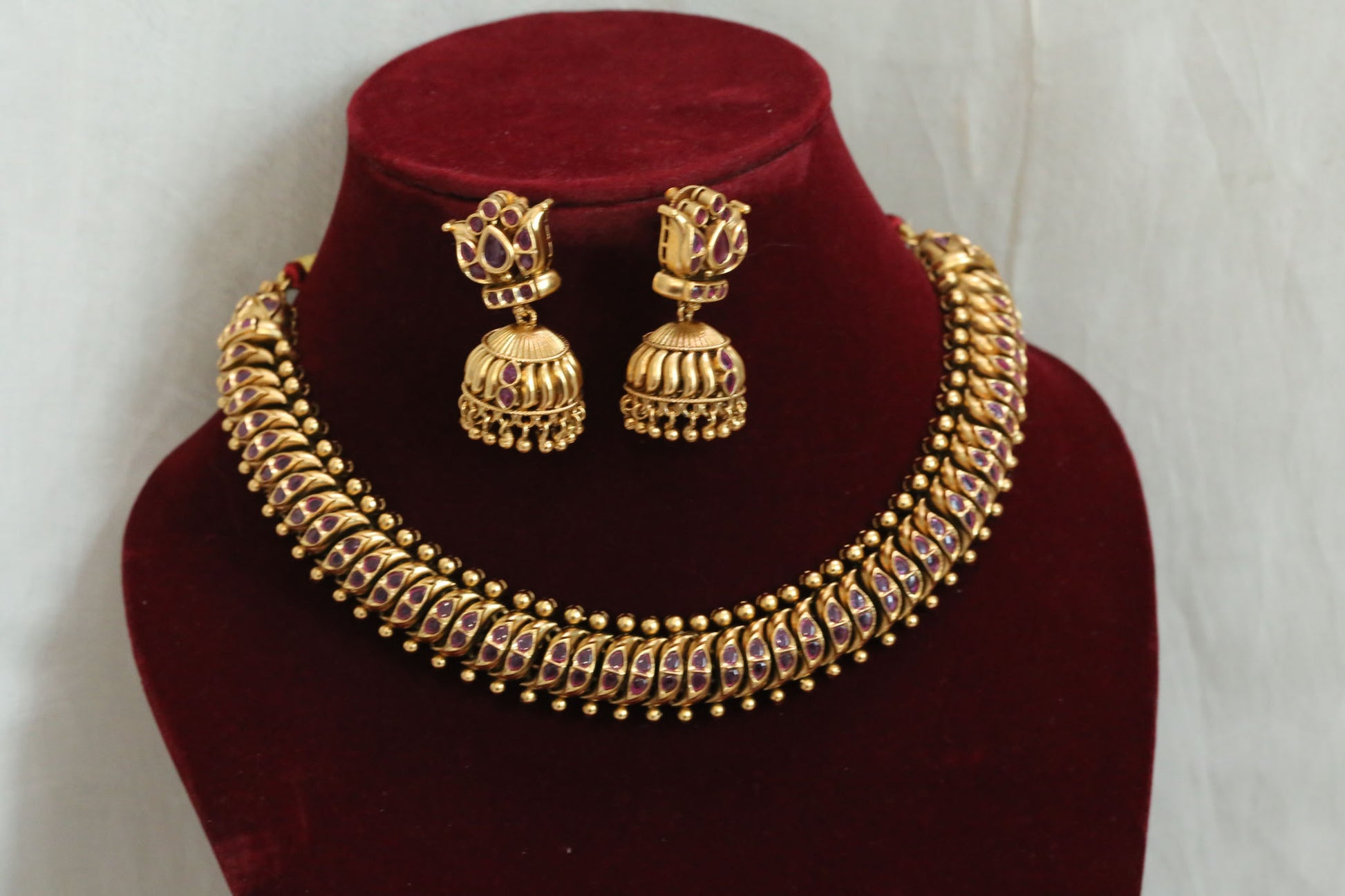 Sutlara Necklace Set - Ruby