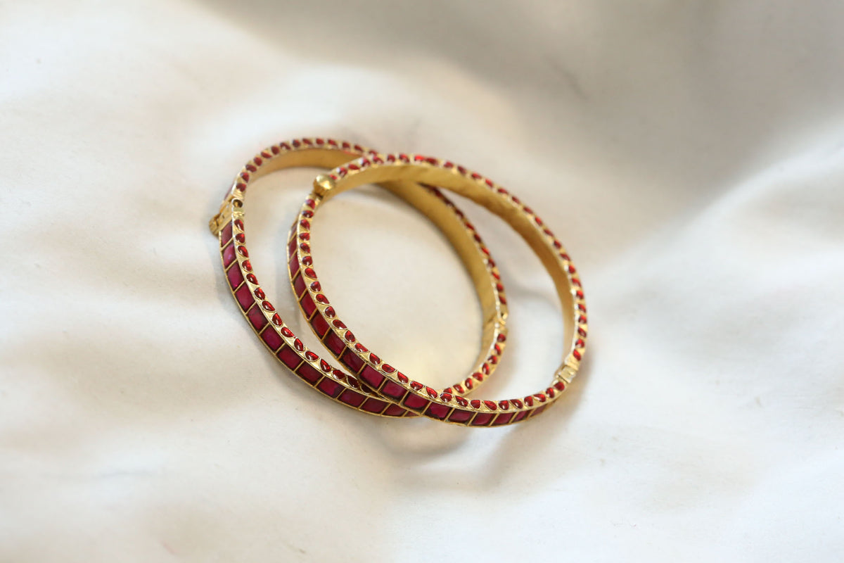 Jadau Enamel Sia Bangle Set ( Pair - Set of 2) -Red