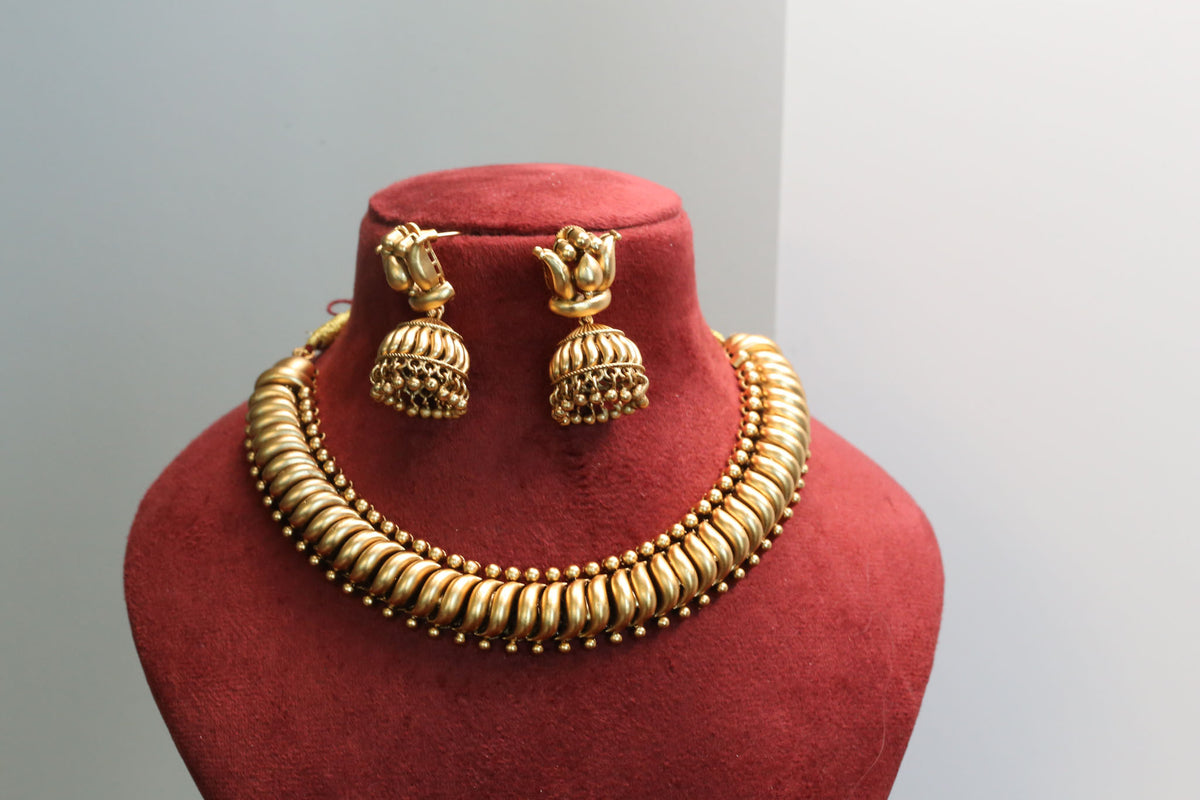 Sutlara Necklace Set -Gold