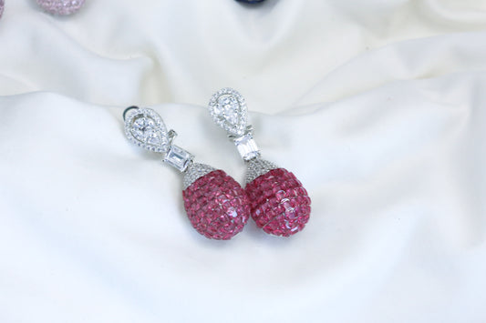 Short Invisible Settings Earrings -Pink