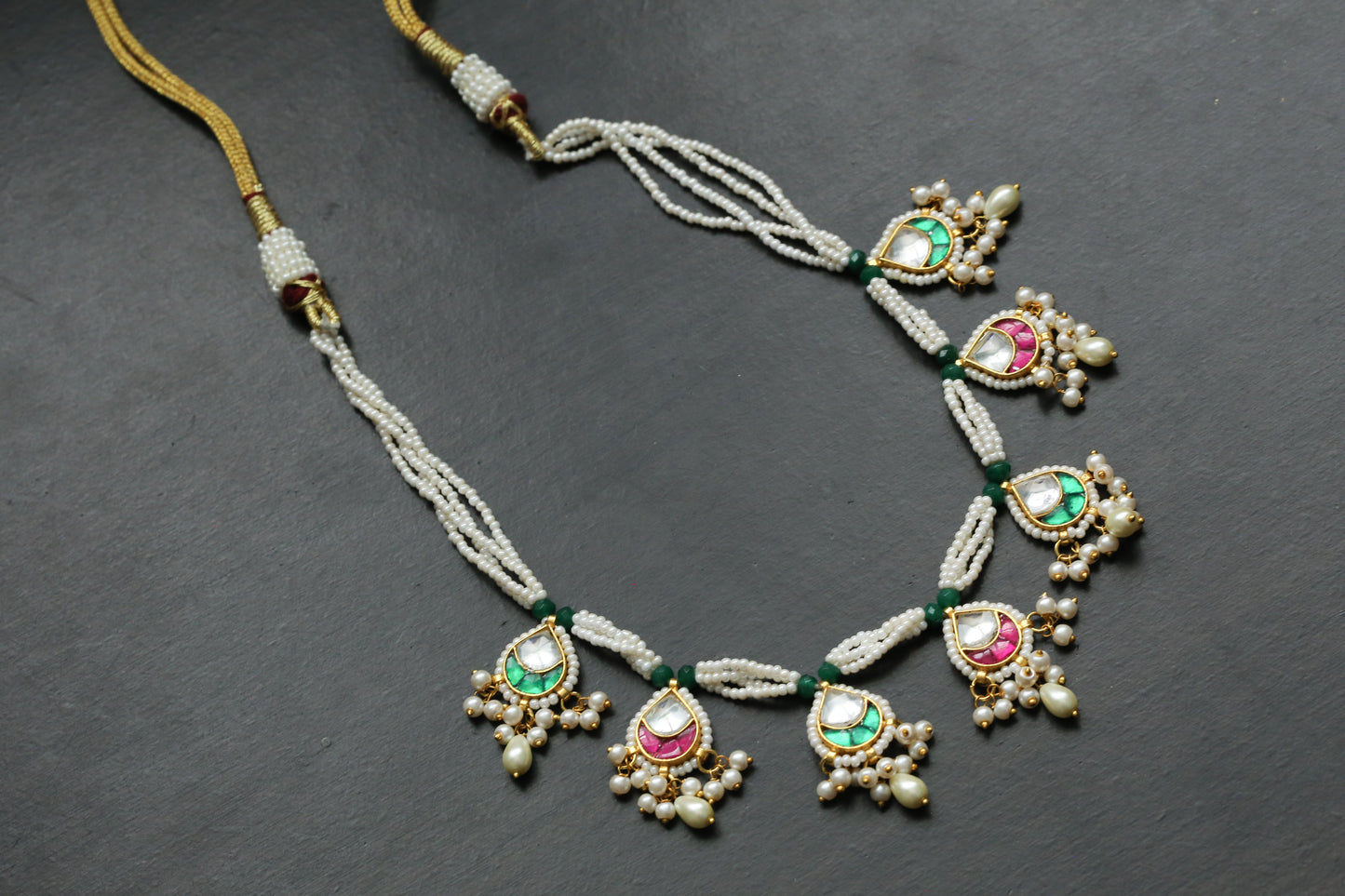 Pachi Kundan Motif Pearl Necklace