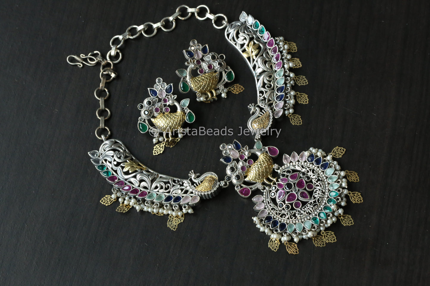 Morani Dual Tone Hasli Necklace Set -Navratan