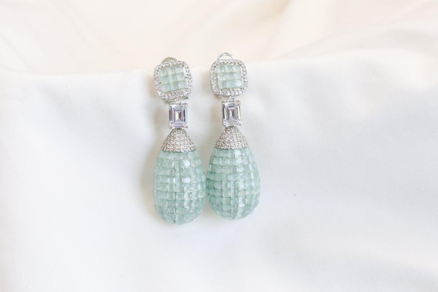 Long Invisible Settings Earrings -Mint