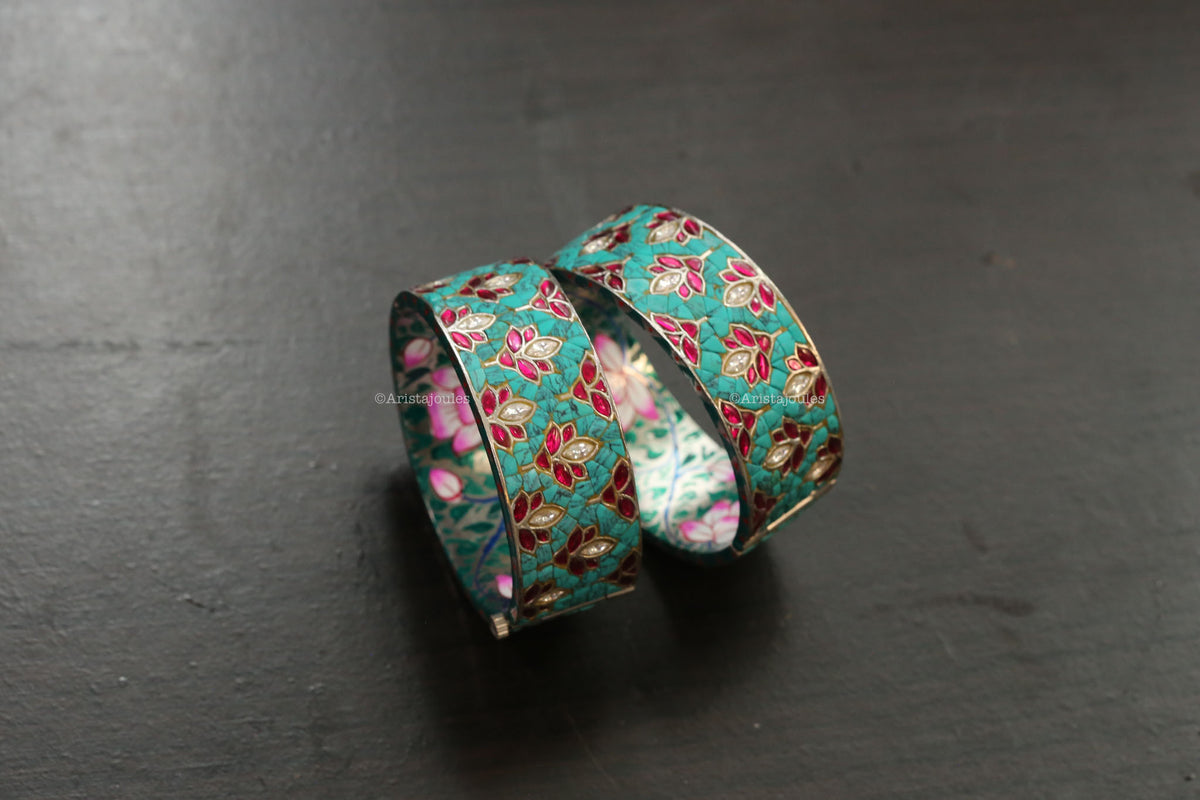 Zeenat Takkar Jadau Bangle (Openable) - Turquoise Silver Finish