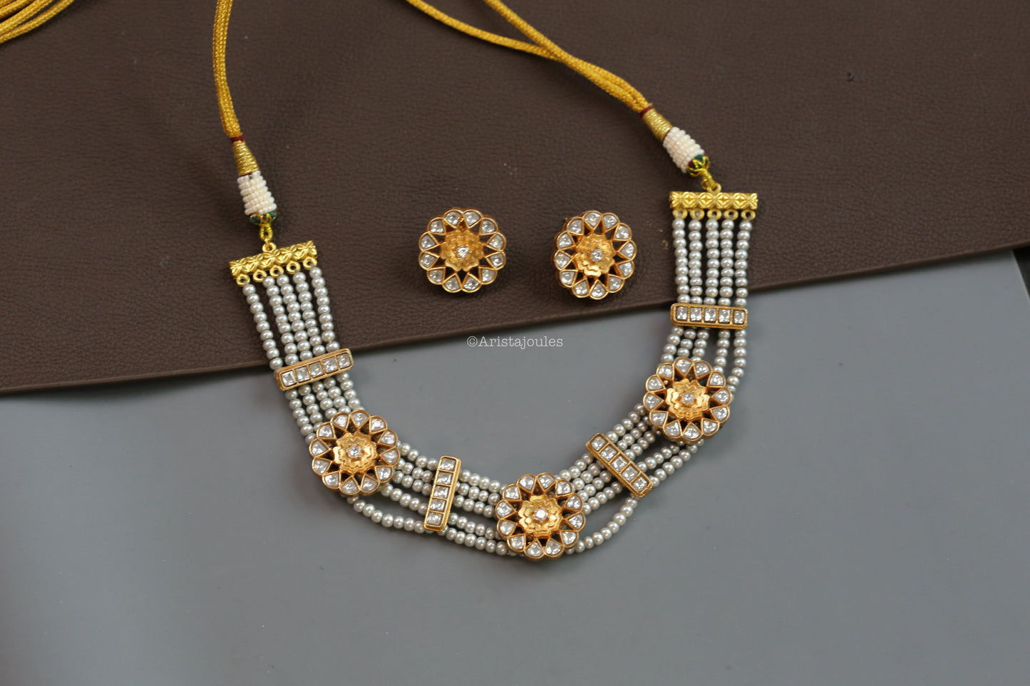 Mogra Vintage Look Kundan Necklace Set - Clear