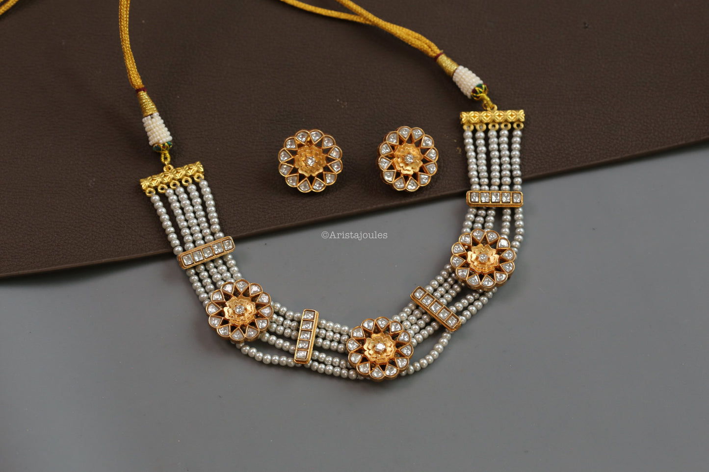 Mogra Vintage Look Kundan Necklace Set - Clear