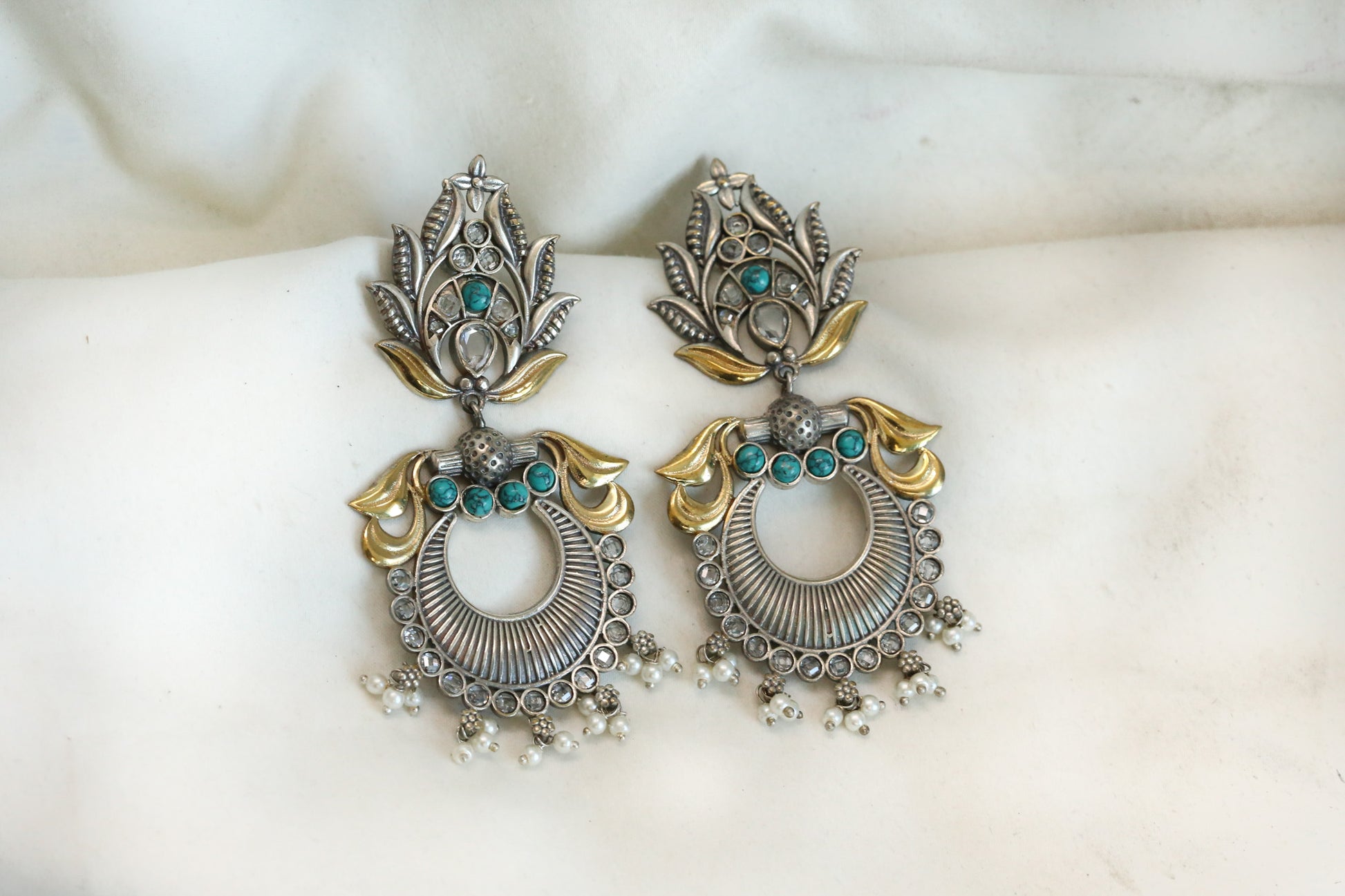Usha Dual Tone Chandbaali - Turquoise